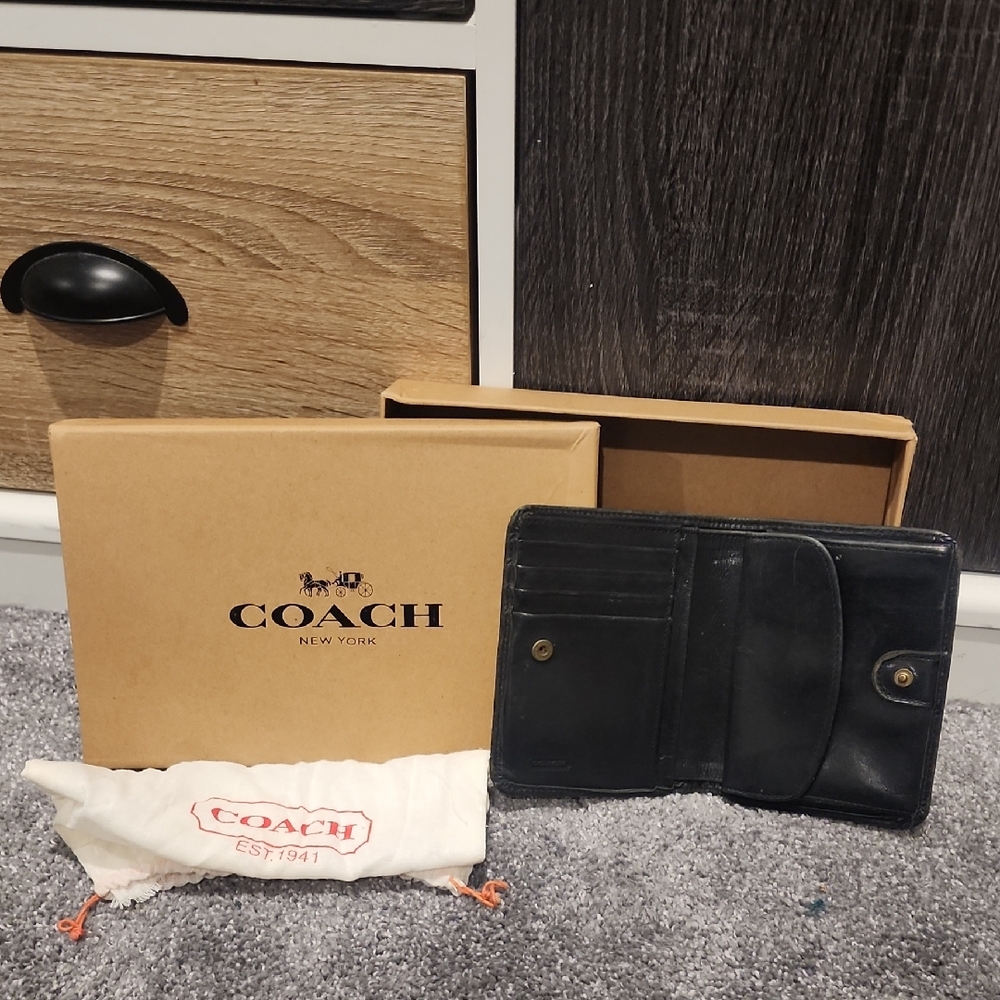 Coach Black Leather Tri-Fold Card & Key Holder